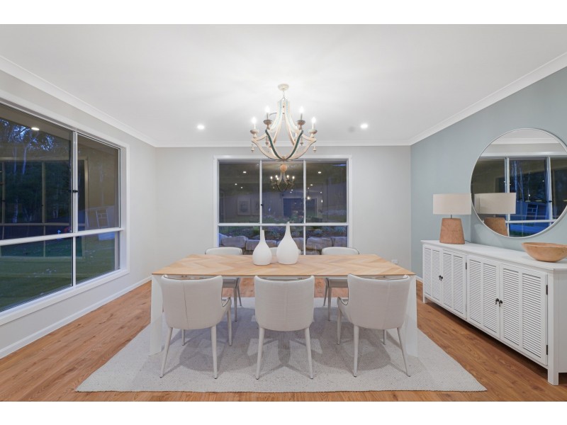 24 Tarrant Drive, Mudgeeraba QLD 4213