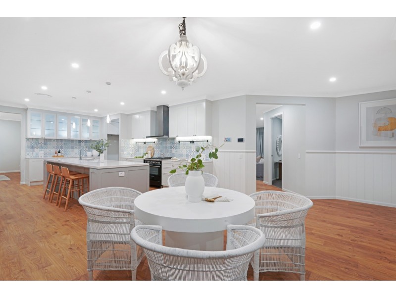 24 Tarrant Drive, Mudgeeraba QLD 4213