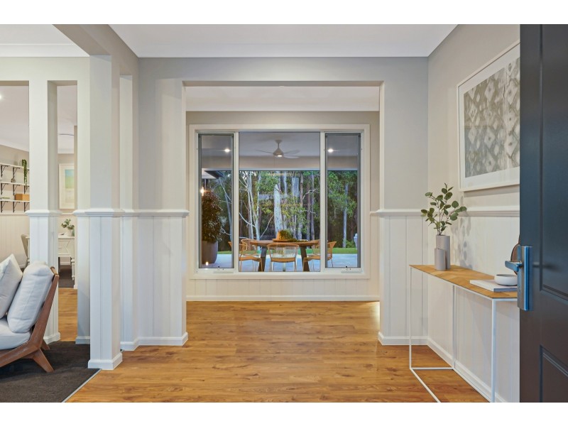 24 Tarrant Drive, Mudgeeraba QLD 4213