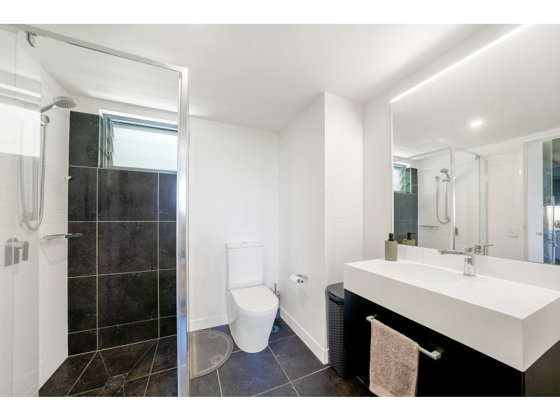 203/190 Varsity Parade, Varsity Lakes QLD 4227