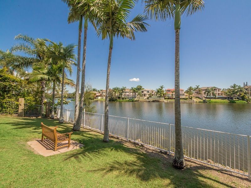 95 Newport Drive, Robina QLD 4226