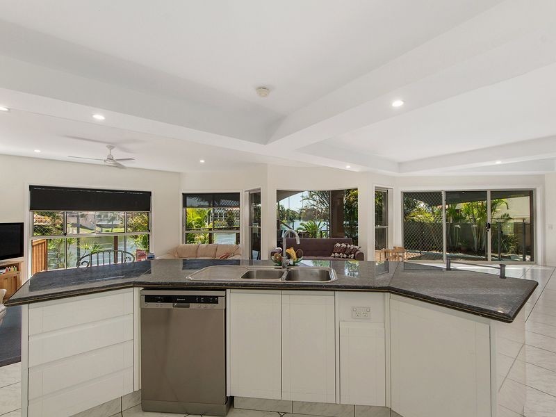 95 Newport Drive, Robina QLD 4226