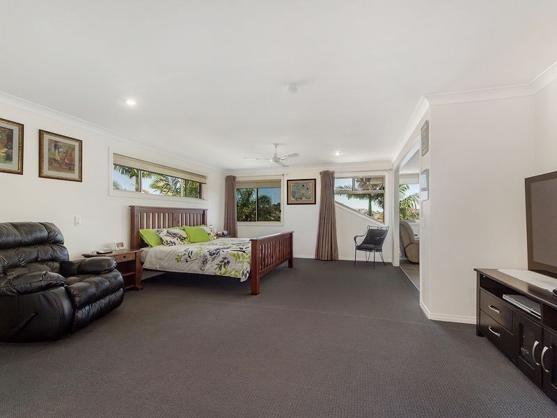 95 Newport Drive, Robina QLD 4226