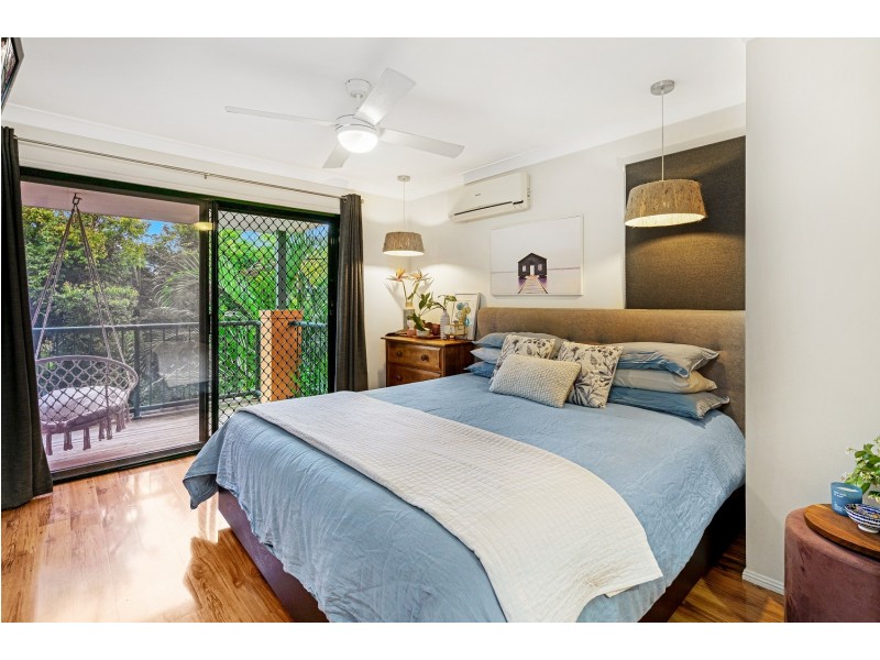 4/120 Highfield Drive, Merrimac QLD 4226