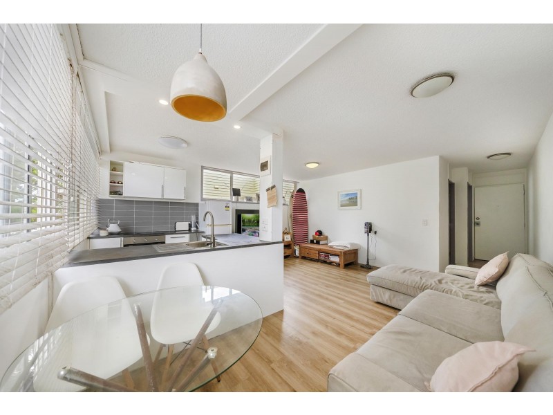 1/5 Thornton Street, Surfers Paradise QLD 4217