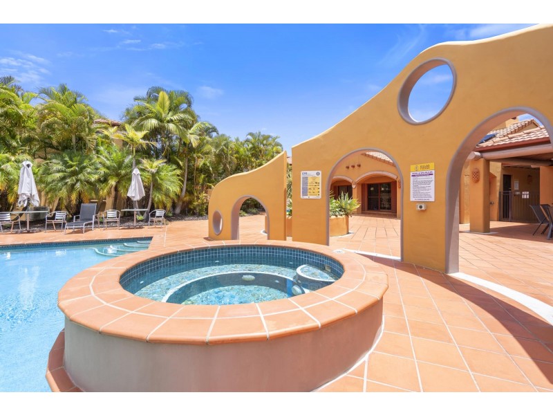 54/8 Woody Views Way, Robina QLD 4226