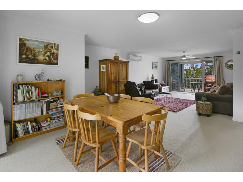 22/1 Riverwalk Avenue, Robina QLD 4226