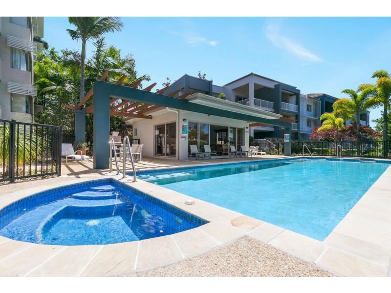 22/1 Riverwalk Avenue, Robina QLD 4226