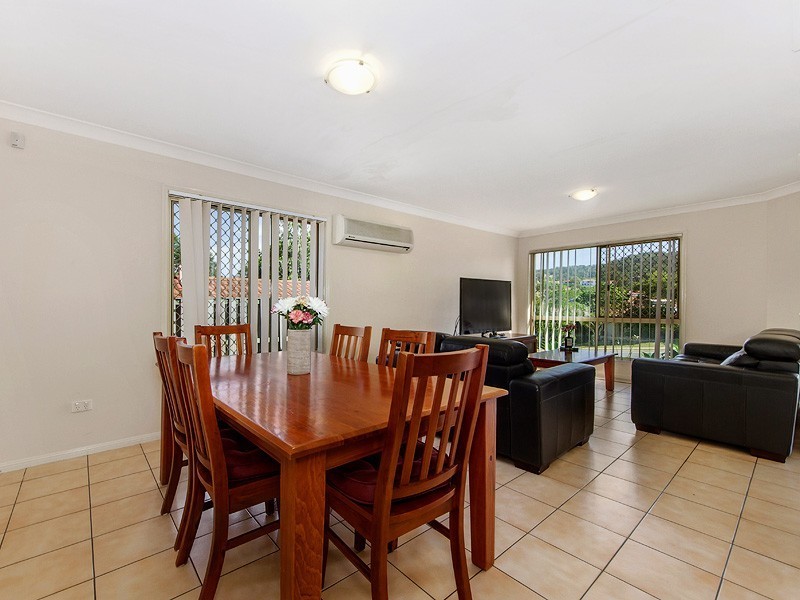 20 Wiltshire Drive, Mudgeeraba QLD 4213