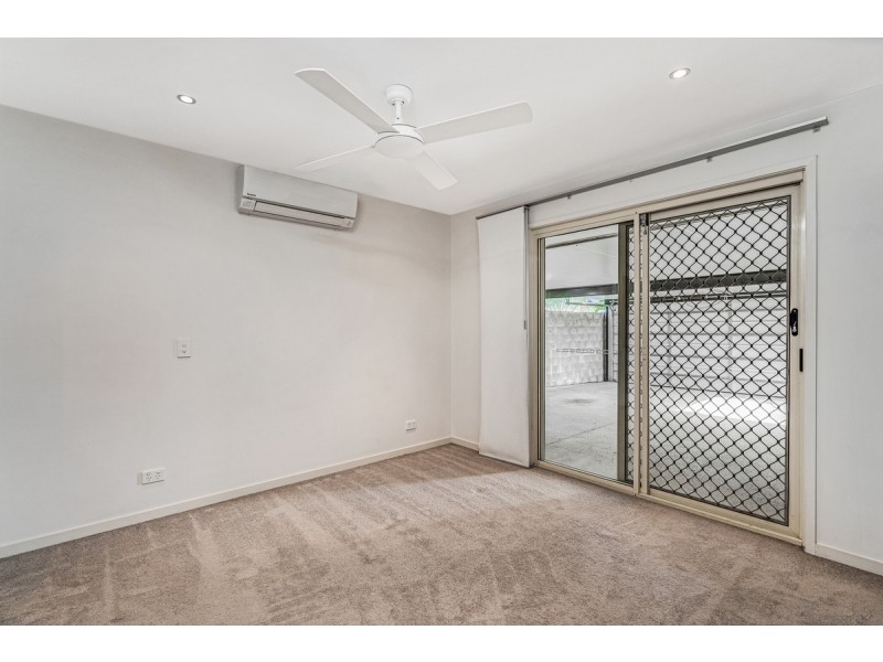 14 Montezuma Drive, Burleigh Waters QLD 4220