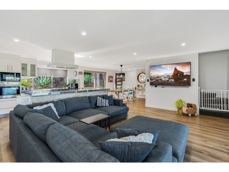 23 Settlement Court, Tallai QLD 4213