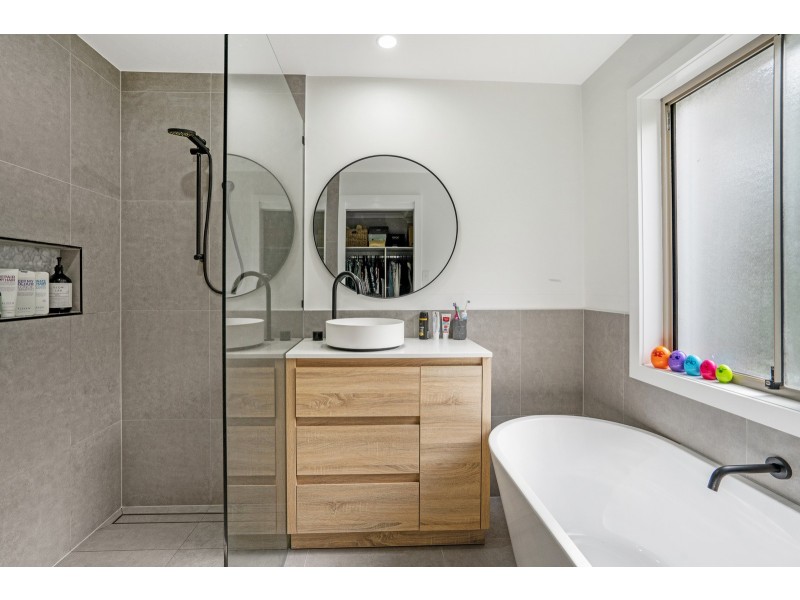 23 Settlement Court, Tallai QLD 4213
