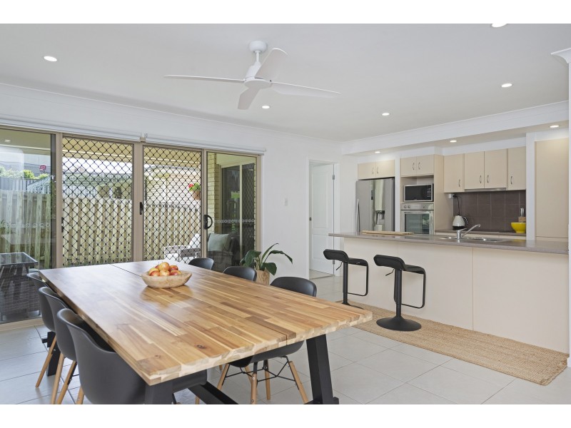 1/10 Amaray Drive, Upper Coomera QLD 4209