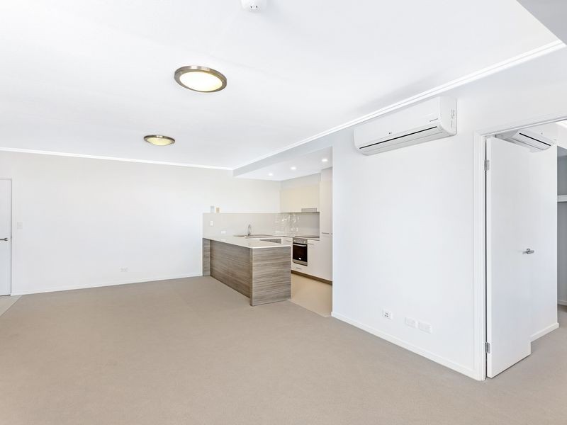 304/29 Varsity Parade, Varsity Lakes QLD 4227