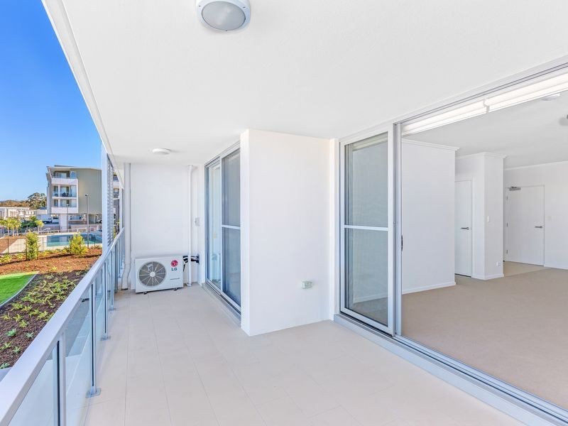 304/29 Varsity Parade, Varsity Lakes QLD 4227