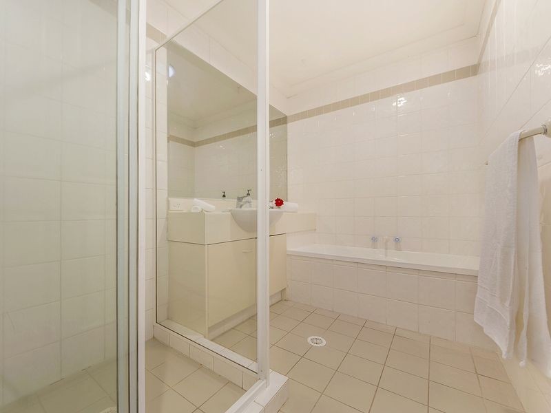 92/2 Langport Parade, Mudgeeraba QLD 4213