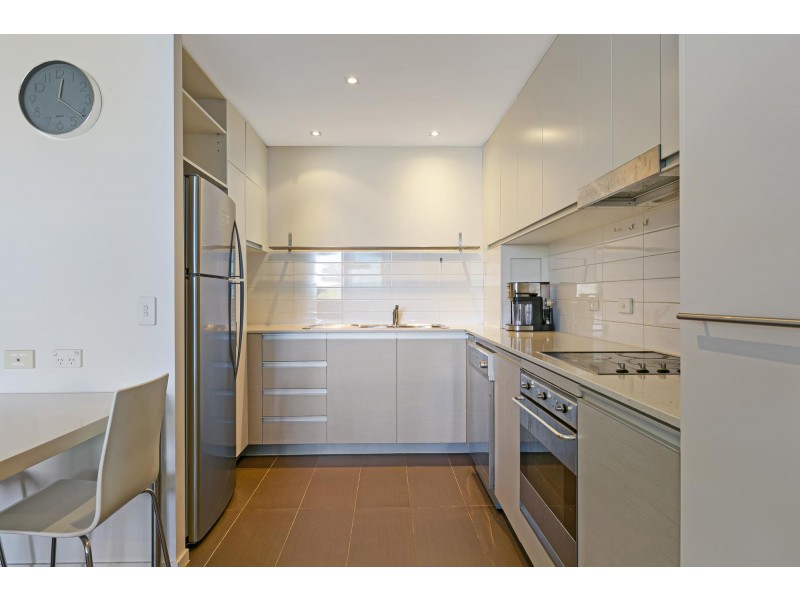 16/226 Varsity Parade, Varsity Lakes QLD 4227