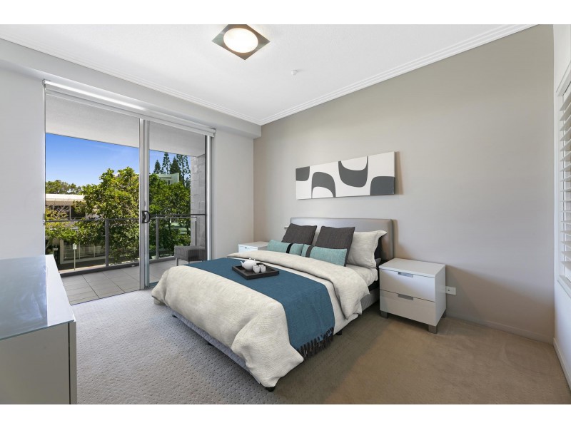 16/226 Varsity Parade, Varsity Lakes QLD 4227