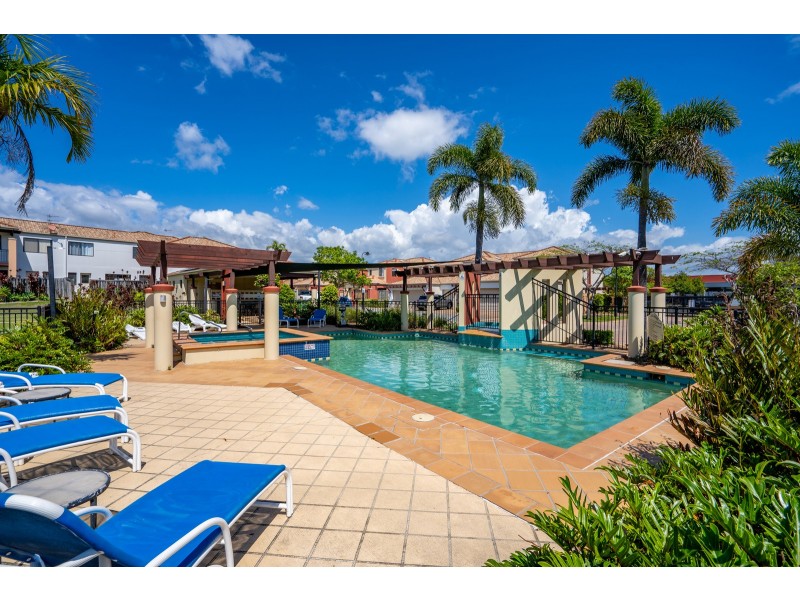 43/302 Christine Avenue, Varsity Lakes QLD 4227