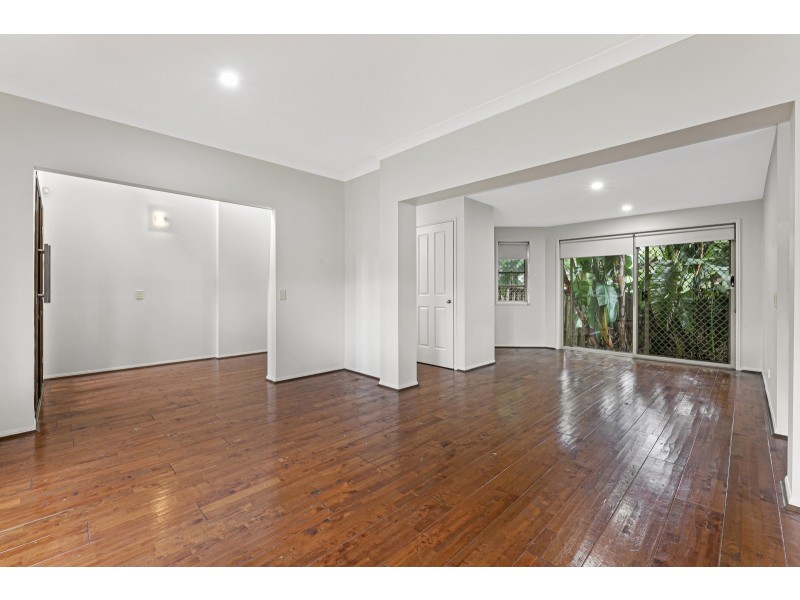 2 Mornington Terrace, Robina QLD 4226