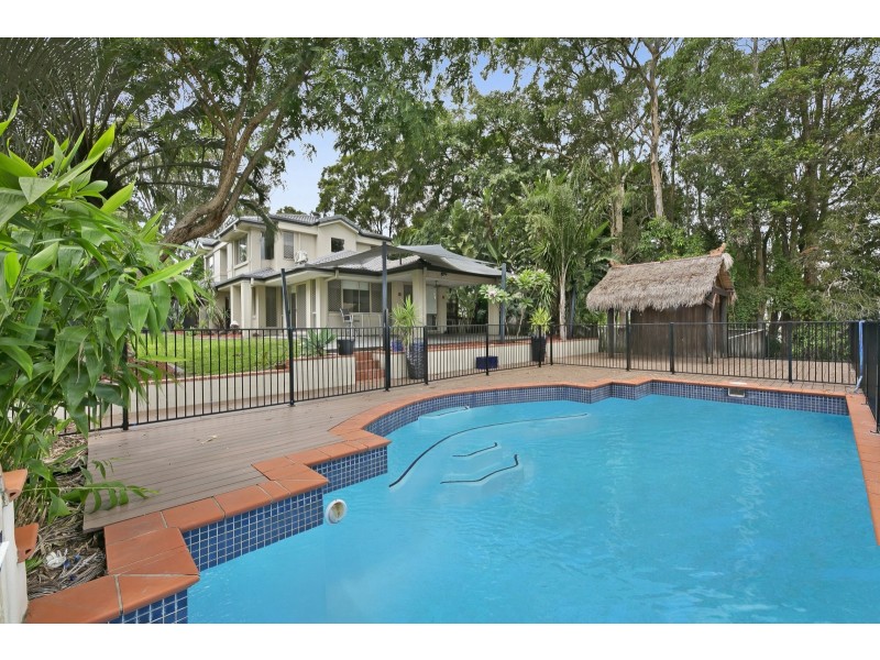 2 Mornington Terrace, Robina QLD 4226