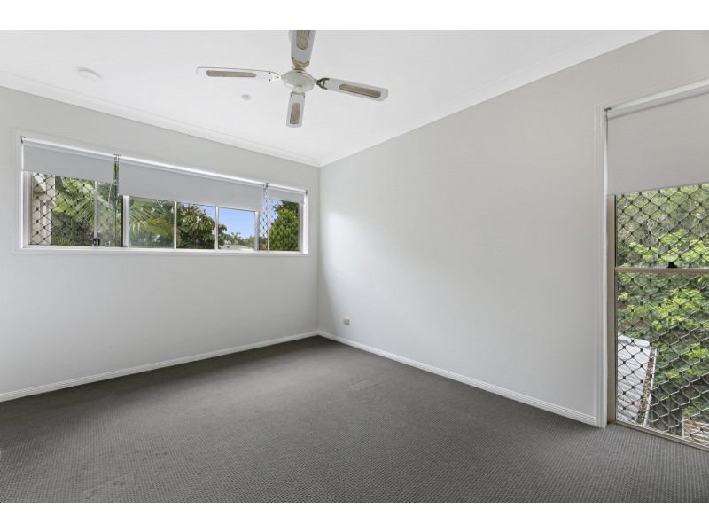 2 Mornington Terrace, Robina QLD 4226