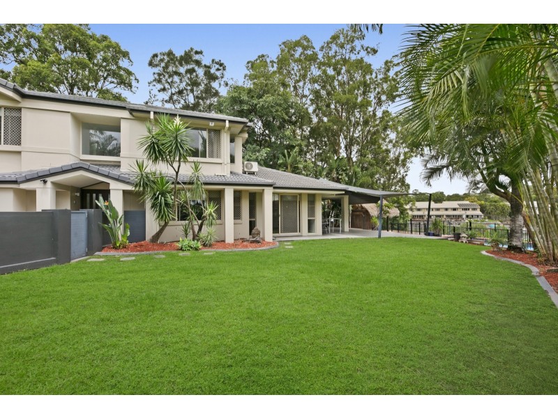 2 Mornington Terrace, Robina QLD 4226