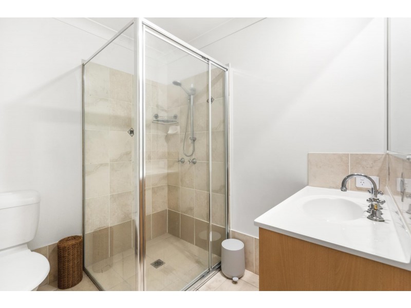 1/45 Beale Street, Southport QLD 4215