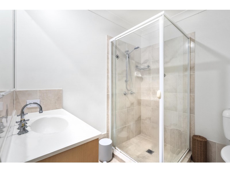 1/45 Beale Street, Southport QLD 4215