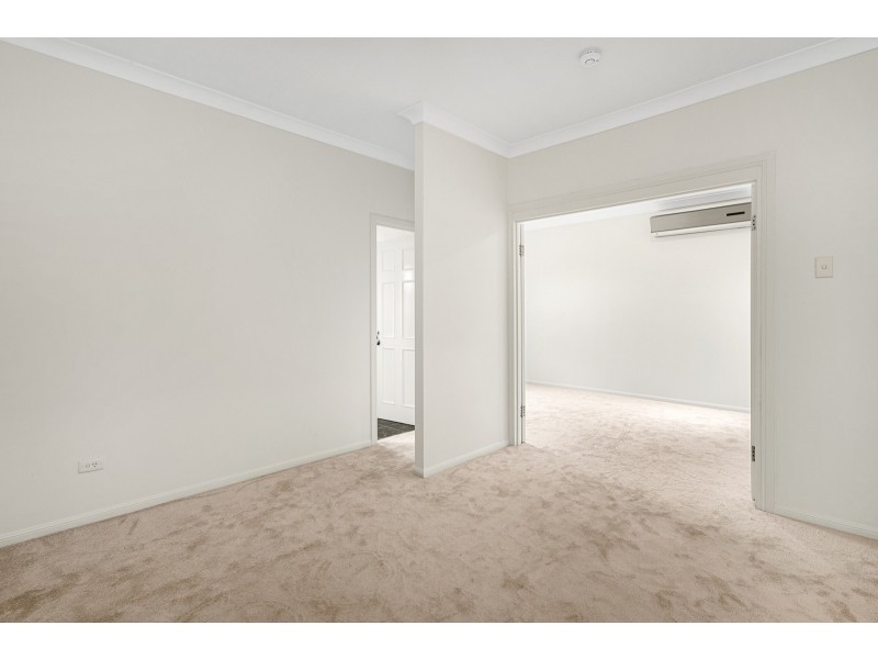 90 Manly Drive, Robina QLD 4226