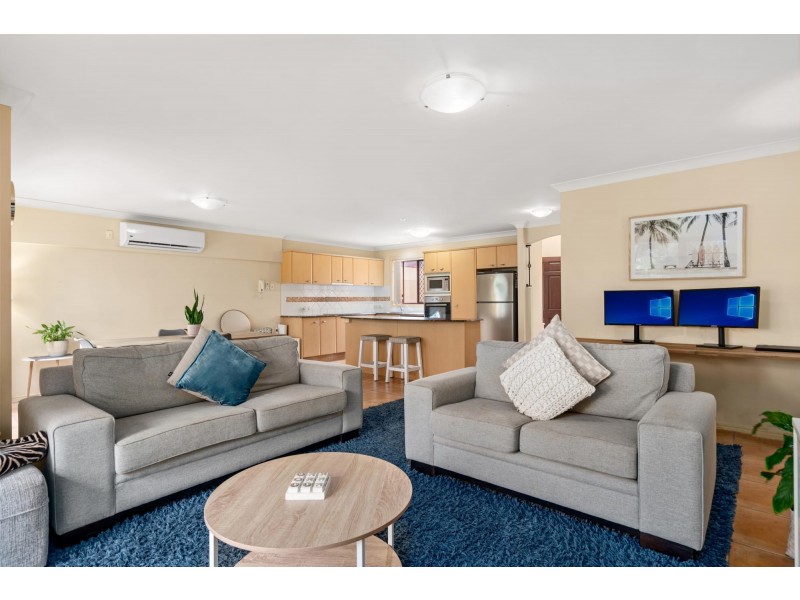 7/8 Woody Views Way, Robina QLD 4226