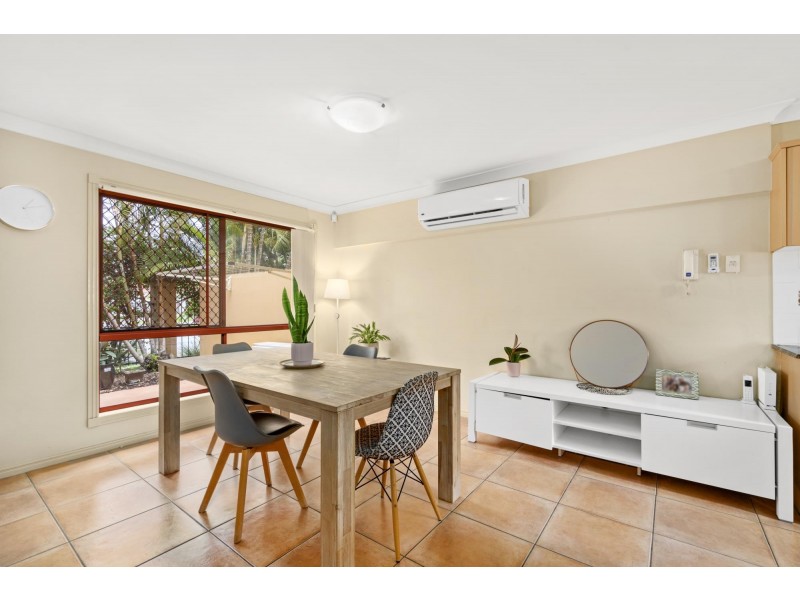 7/8 Woody Views Way, Robina QLD 4226