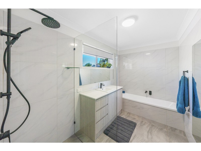 13/15-35 Killarney Avenue, Robina QLD 4226