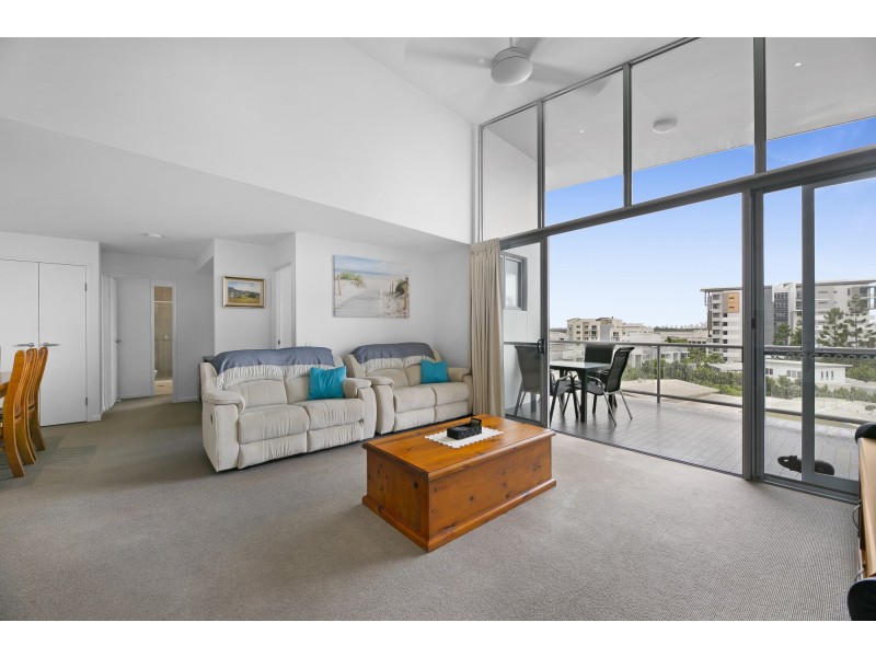 225/60 Riverwalk Avenue, Robina QLD 4226