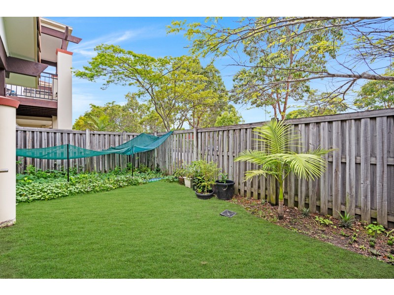 72/302 Christine Avenue, Varsity Lakes QLD 4227