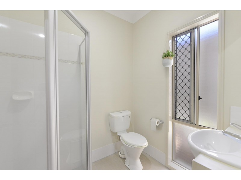 10 Kondalilla Terrace, Waterford QLD 4133