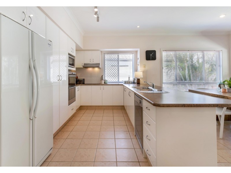 19 Cedarwood Crescent, Robina QLD 4226