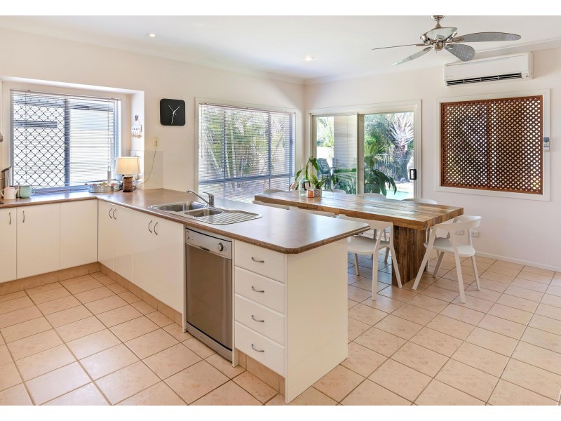 19 Cedarwood Crescent, Robina QLD 4226