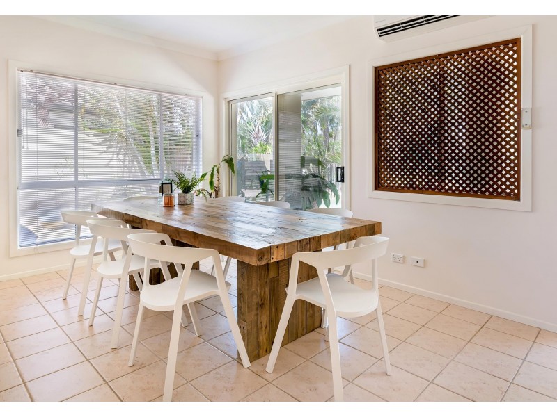 19 Cedarwood Crescent, Robina QLD 4226