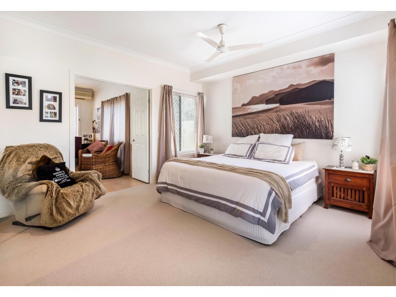 19 Cedarwood Crescent, Robina QLD 4226