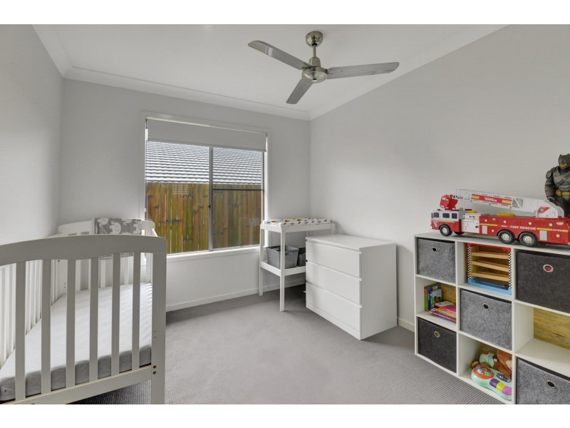 18 Arrowsmith Crescent, Ormeau Hills QLD 4208