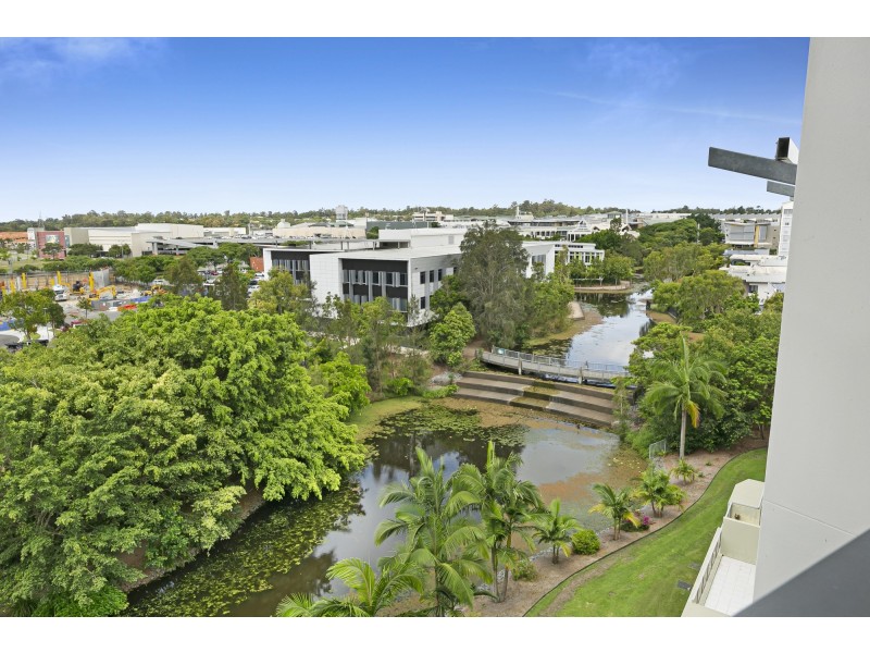 127/2-4 Riverwalk Avenue, Robina QLD 4226