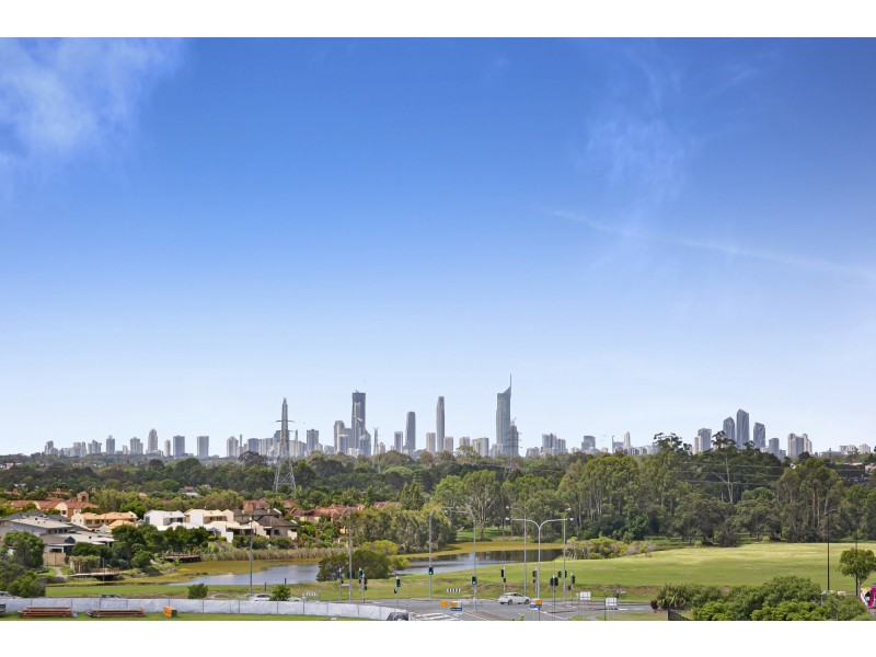 127/2-4 Riverwalk Avenue, Robina QLD 4226