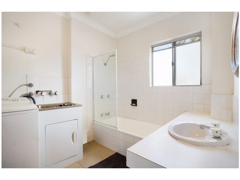 6/9 Australia Avenue, Broadbeach QLD 4218