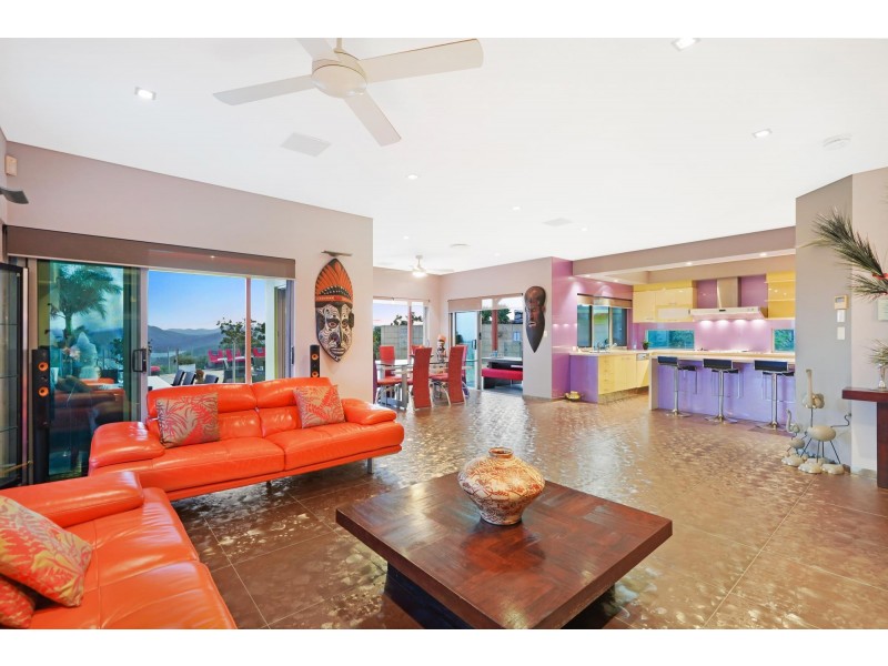 205 Beechmont Road, Advancetown QLD 4211