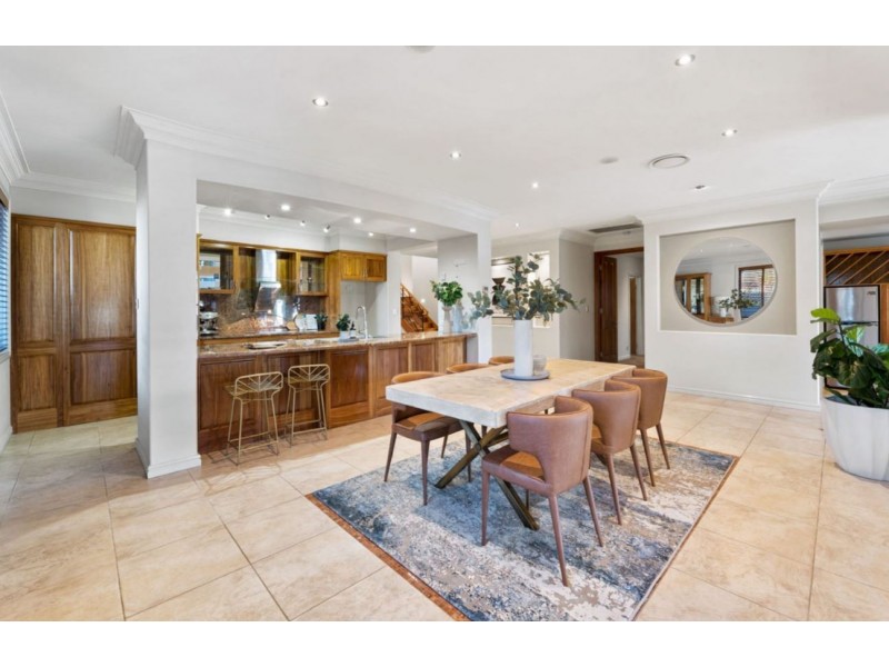 75 The Sovereign Mile, Paradise Point QLD 4216