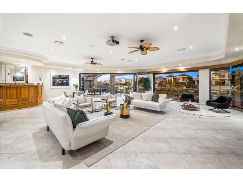 75 The Sovereign Mile, Paradise Point QLD 4216