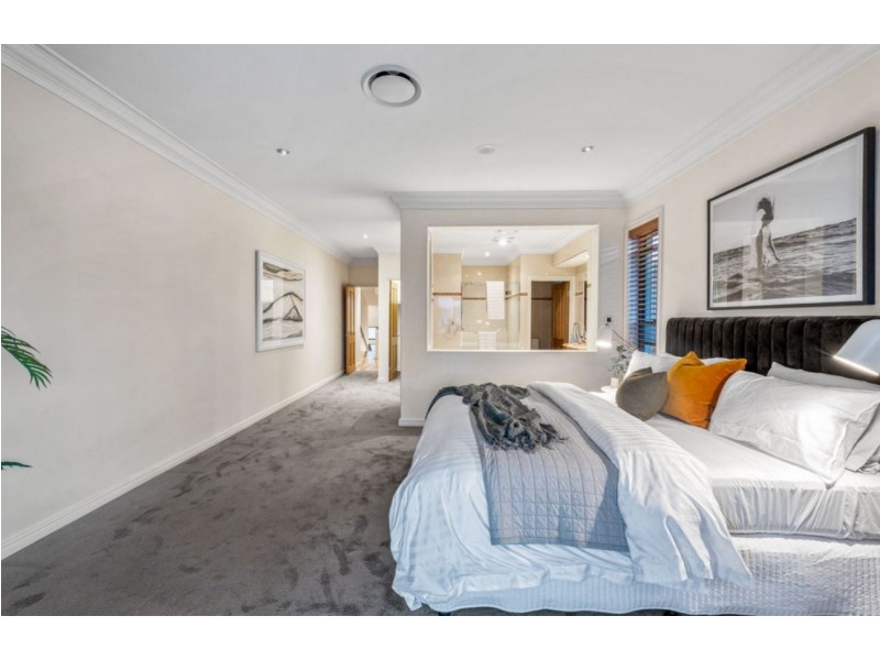 75 The Sovereign Mile, Paradise Point QLD 4216