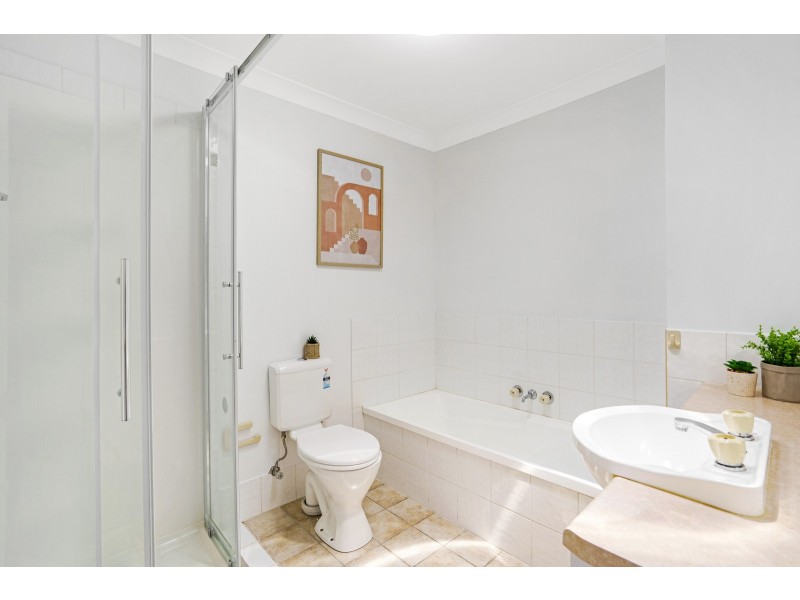 14/21 Regensberg Close, Varsity Lakes QLD 4227