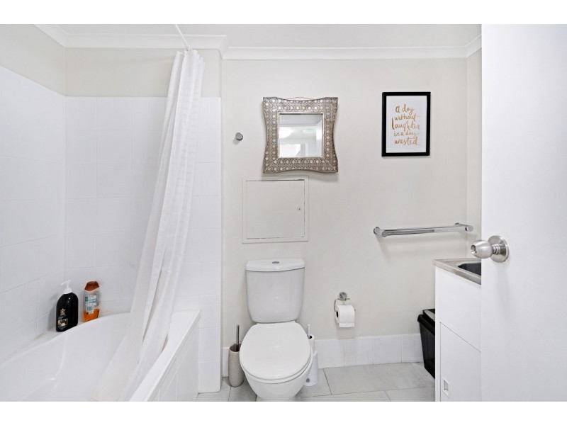 201/1-8 Paradise Island, Surfers Paradise QLD 4217